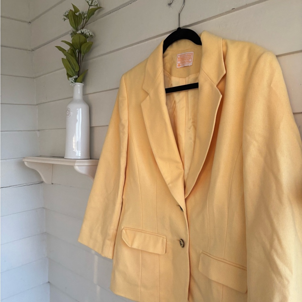 Pendleton Yellow Wool Two Button Blazer Jacket Si… - image 7